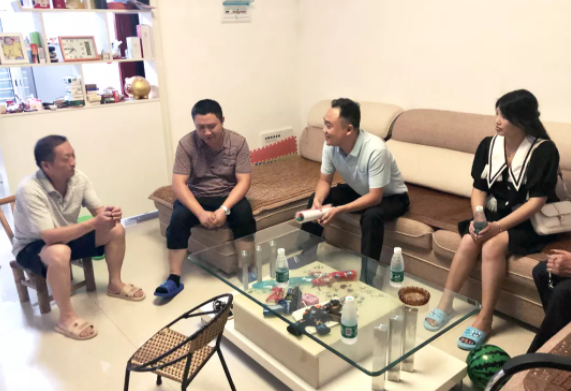 撫州長運(yùn) 樂安欣達(dá)公交開展駕駛員家訪活動