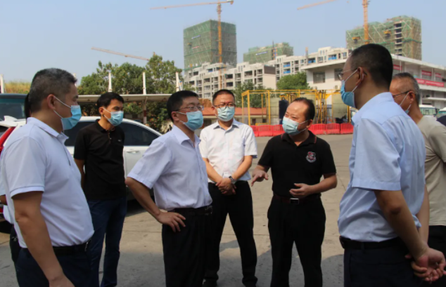 省安委會(huì)督導(dǎo)組指導(dǎo)九江汽車站安全、疫情防控工作