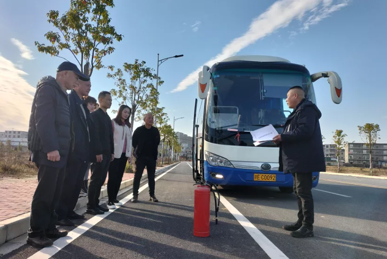 鄱陽長運(yùn) 客運(yùn)分公司開展消防安全應(yīng)急演練