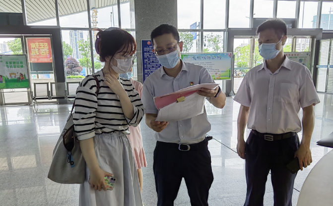 都市城際公交：南昌交通集團檢查組督導車站文明創(chuàng)建、疫情防控和安全生產(chǎn)工作