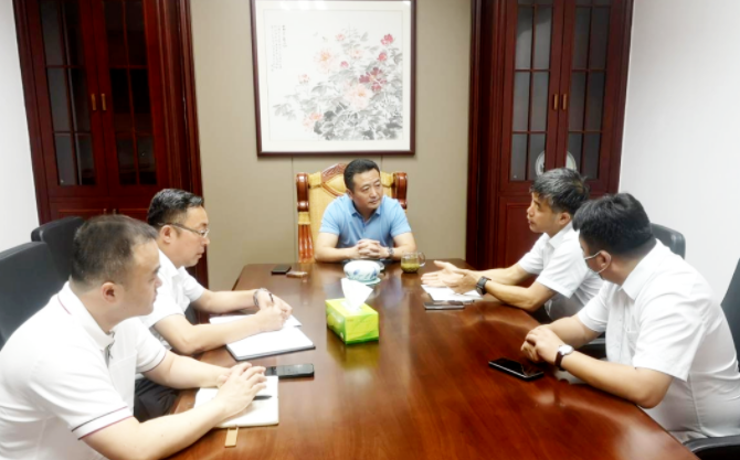 王曉主持江西長運、南昌公交集團疫情防控轉(zhuǎn)運協(xié)調(diào)部署專題會