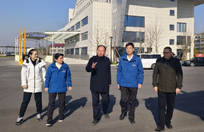 鷹潭公交 市交建投領(lǐng)導深入鷹潭公交一線督導工作