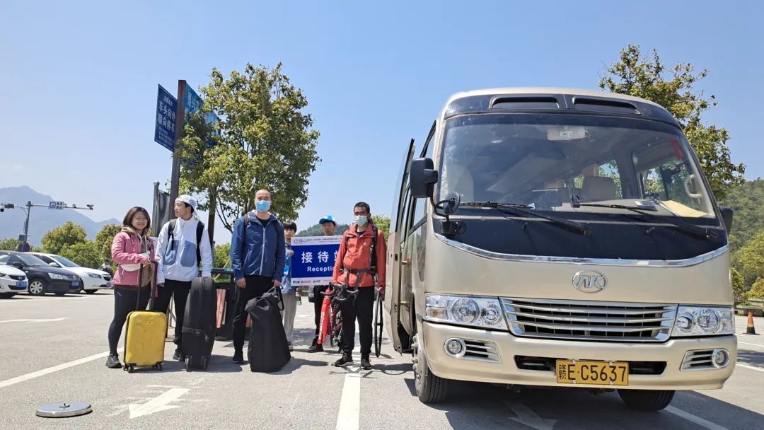 “鐵人三項(xiàng)”激情開賽，德興公司全力護(hù)航