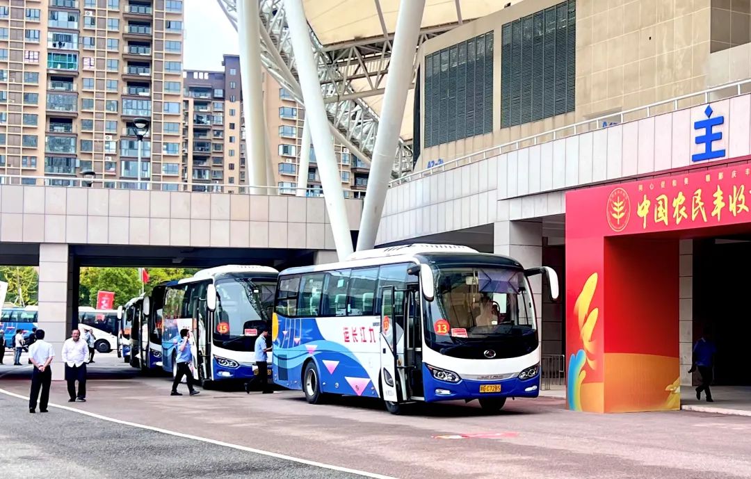 鄱陽長運:圓滿完成“豐收節(jié)”運輸任務(wù)