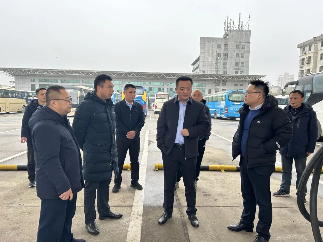 王曉督導(dǎo)徐坊客運站春運工作