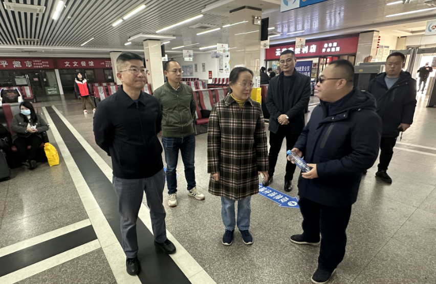 市國資委領導檢查徐坊客運站春節(jié)期間安全生產工作