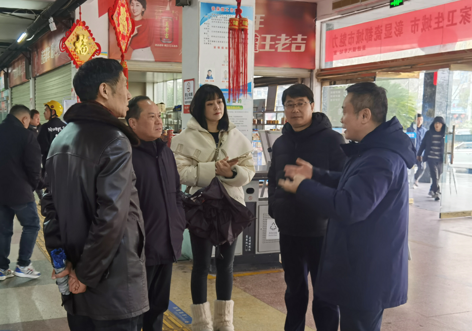 景德鎮(zhèn)長運：景德鎮(zhèn)道路運輸協(xié)會到景德鎮(zhèn)長運西客站進行調研