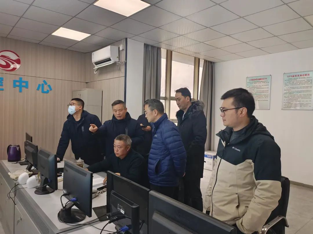 景德鎮(zhèn)長運 省交通廳執(zhí)法局領(lǐng)導(dǎo)督導(dǎo)景德鎮(zhèn)長運春運安全生產(chǎn)工作