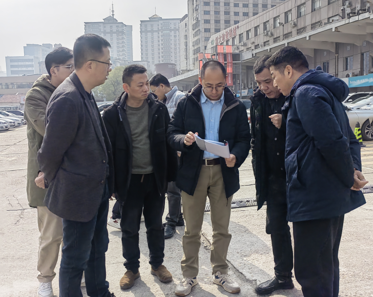 長運(yùn)物業(yè):南昌交投集團(tuán)安全專項(xiàng)檢查組對長運(yùn)物業(yè)“兩會(huì)”期間安全生產(chǎn)工作進(jìn)行督導(dǎo)