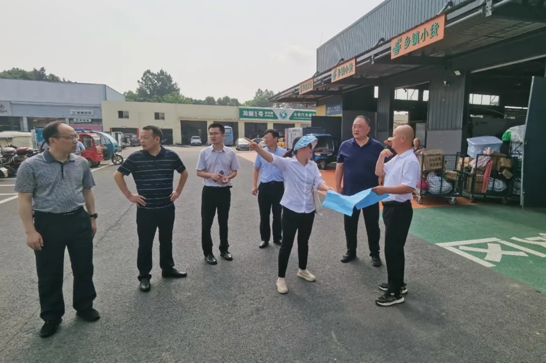 九江長運：省交通運輸廳領(lǐng)導調(diào)研客貨郵工作及“四好農(nóng)村路”現(xiàn)場考察
