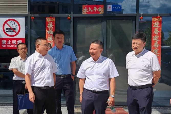 李偉一行調(diào)研上饒汽運(yùn)、婺源公交