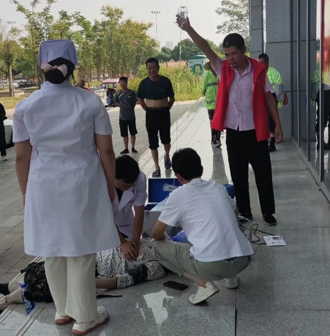 暖新聞 || 撫州長(zhǎng)運(yùn)：突發(fā)！黃金18分 他們與時(shí)間賽跑