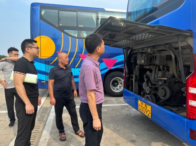 鄱陽(yáng)長(zhǎng)運(yùn)：開(kāi)展車輛技術(shù)狀況檢查與駕駛員安全教育專題培訓(xùn)