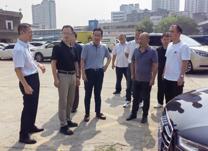 穆孫祥一行督導(dǎo)檢查長(zhǎng)運(yùn)物業(yè)、長(zhǎng)鴻物業(yè)國(guó)慶節(jié)前安全生產(chǎn)工作
