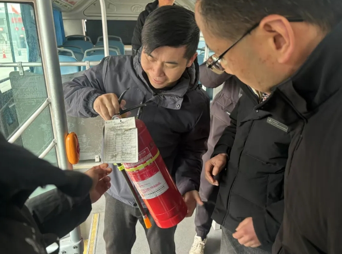 黃山長(zhǎng)運(yùn):緊抓重要節(jié)點(diǎn) 共筑安全防線