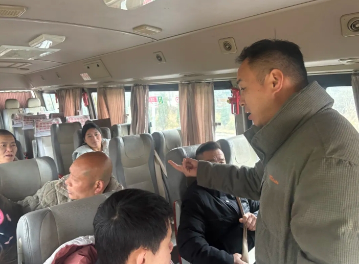 景德鎮(zhèn)長運(yùn)：備戰(zhàn)寒潮 守護(hù)市民出行