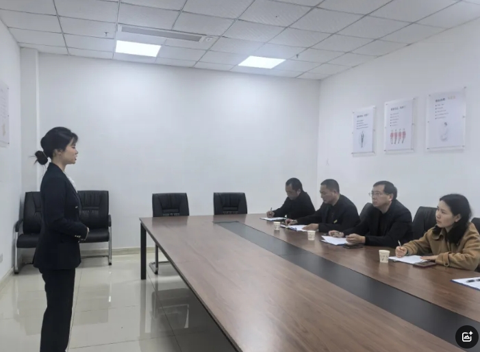 吉安長運 新聘導(dǎo)乘員進行試用期轉(zhuǎn)正考核