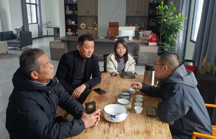 黃山長(zhǎng)運(yùn) 積極開拓市場(chǎng) 宣傳定制包車