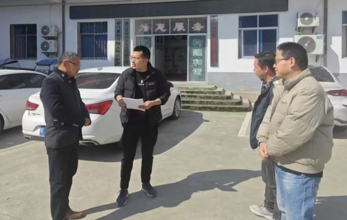 黃山長運(yùn) 線路勘察進(jìn)鄉(xiāng)村 站點(diǎn)優(yōu)化暖民心