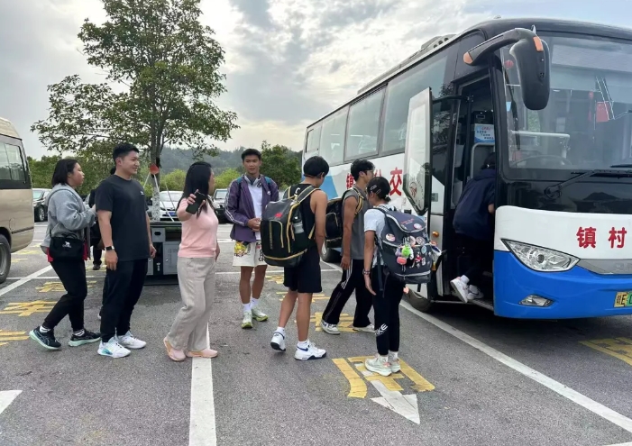 生產(chǎn)經(jīng)營 || 上饒汽運：護航2025年德興鐵人三項亞洲杯賽暨中國鐵三聯(lián)賽