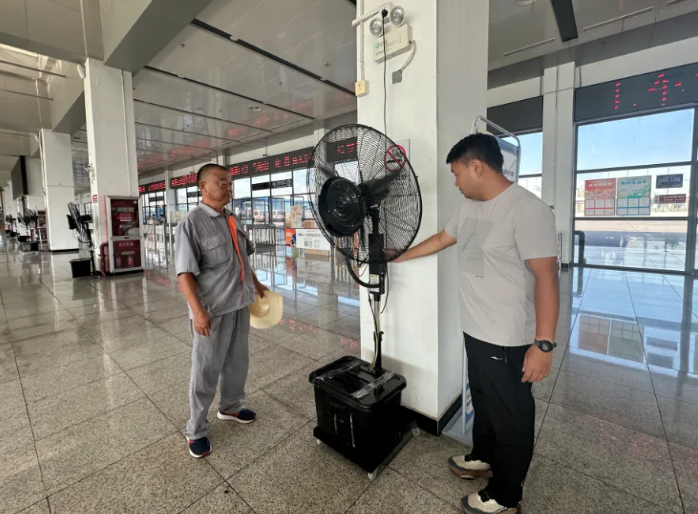 開(kāi)展高溫專項(xiàng)檢查 筑牢暑運(yùn)安全防線