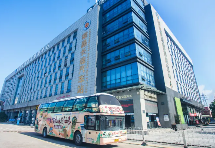 江西長運?；韬钪蓖ㄜ囍?chuàng)旅游新高